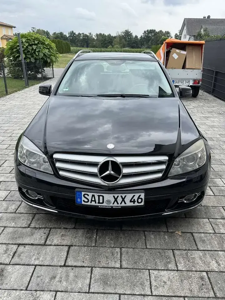 Gebraucht Mercedes C250 Avantgarde 204 PS (150 kW) 2012 Kombi