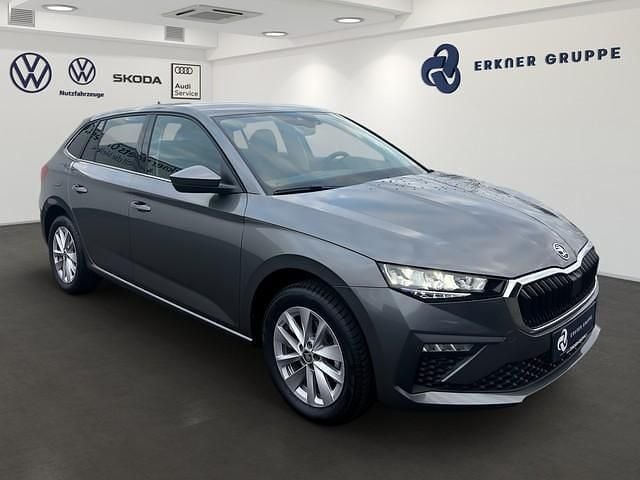 Neu Skoda Scala Selection 116 PS (85 kW) 2025 Graphitegrau metallic Kleinwagen
