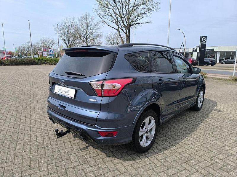 Gebraucht Ford Kuga ST-Line 175 PS (128 kW) 2019 Blau SUV