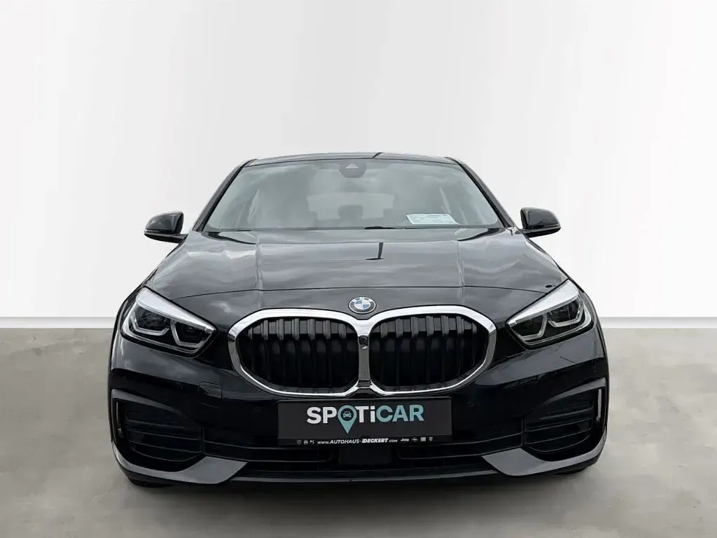 Gebraucht BMW 118 Advantage 136 PS (100 kW) 2023 Schwarz Kleinwagen