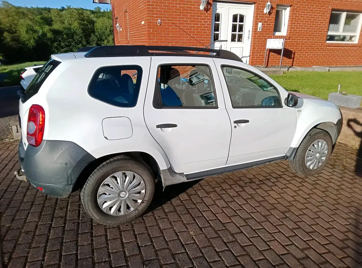 Gebraucht Dacia Duster 90 PS (66 kW) 2011 SUV