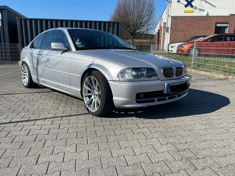 Gebraucht BMW 328 193 PS (141 kW) 1999 Silber Coupé