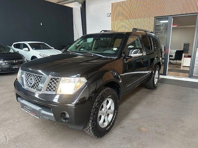 Schwarz Gebraucht 2008 Nissan Pathfinder SE SUV | 5.450 € (Guter Preis) - Bild 1/4