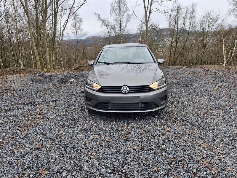 Grau Gebraucht 2014 VW Golf Sportsvan Trendline Van / Kleinbus | 5.800 € (Superpreis) - Bild 1/4