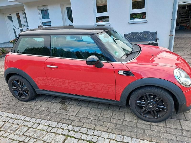 Gebraucht Mini Cooper Chili 136 PS (100 kW) 2012 Rot Kleinwagen