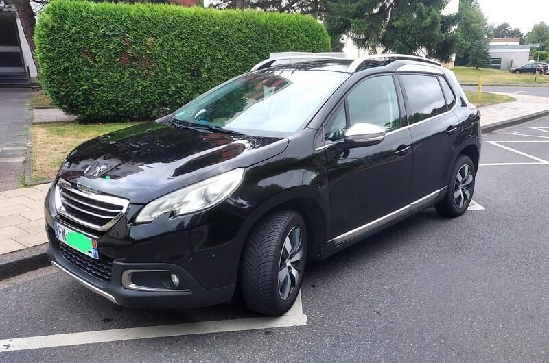Schwarz Gebraucht 2014 Peugeot 2008 SUV | 7.000 € - Bild 1/4
