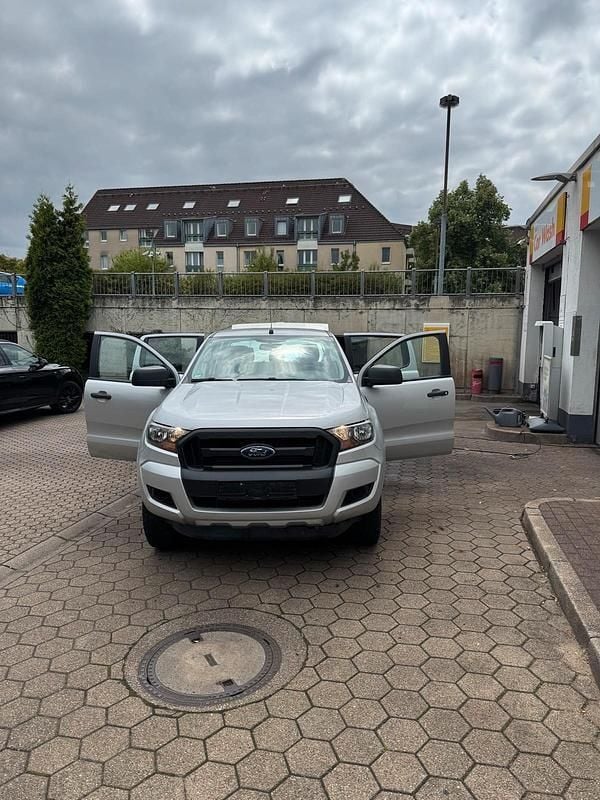 Silber Gebraucht 2016 Ford Ranger Abholung | 14.489 € (Superpreis) - Bild 1/4