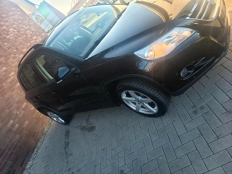 Gebraucht VW Tiguan 150 PS (110 kW) 2011 Schwarz SUV