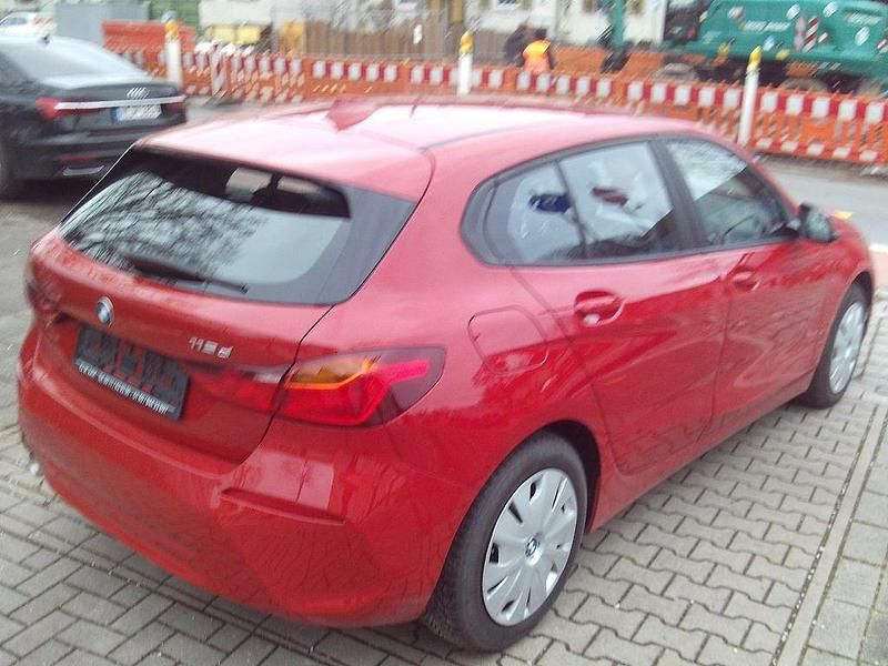 Gebraucht BMW 116 116 PS (85 kW) 2020 Rot Kleinwagen