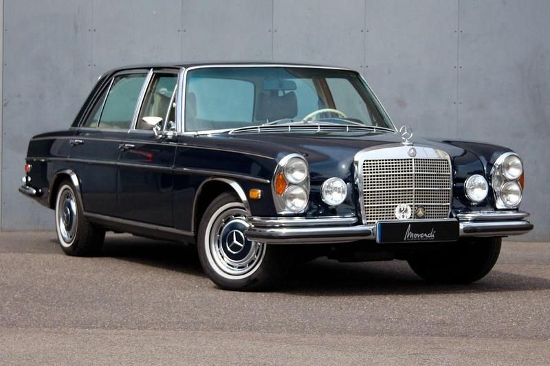 Blau Gebraucht 1971 Mercedes W109 Limousine | 52.500 € - Bild 1/4