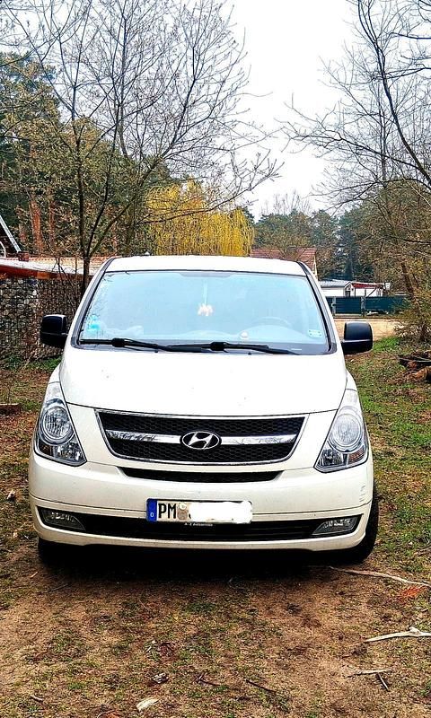 Gebraucht Hyundai H-1 2011 Weiß Van / Kleinbus
