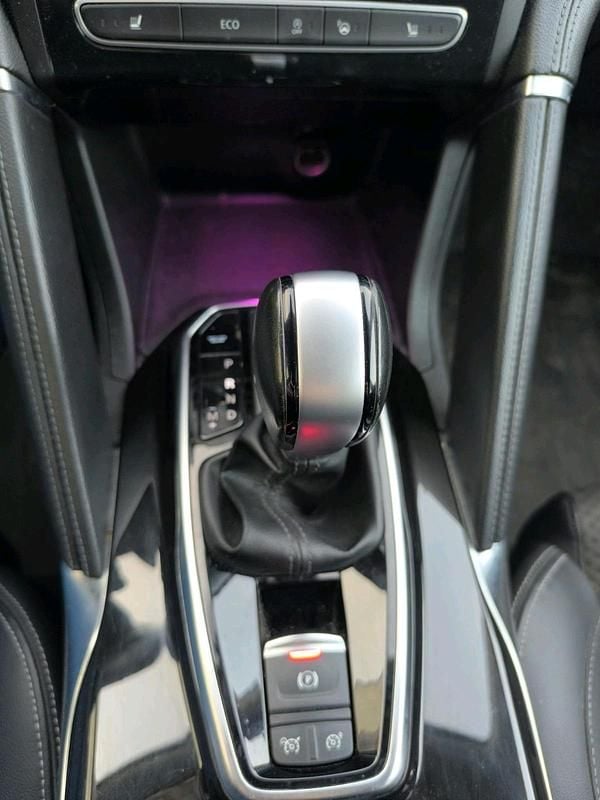 Gebraucht Renault Koleos 177 PS (130 kW) 2019 Rot SUV