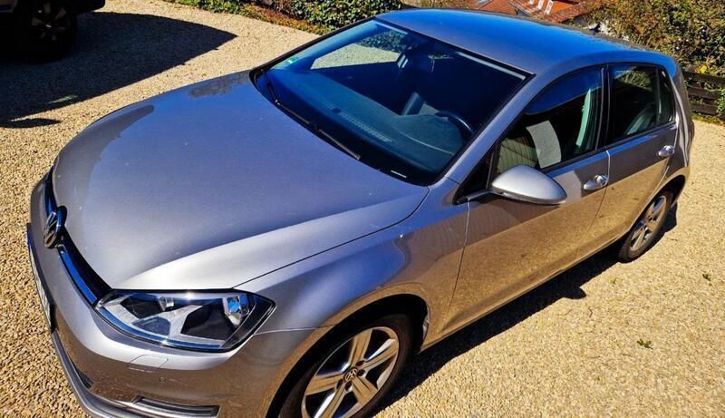 Silber Gebraucht 2013 VW Golf VII Comfortline Limousine | 11.490 € (Guter Preis) - Bild 1/4