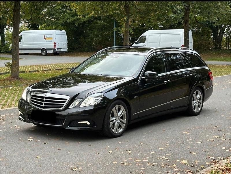 Gebraucht Mercedes E350 Avantgarde 231 PS (169 kW) 2009 Schwarz Kombi
