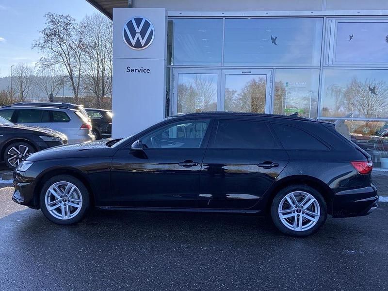 Gebraucht Audi A4 Advanced Plus 204 PS (150 kW) 2022 Schwarz Kombi