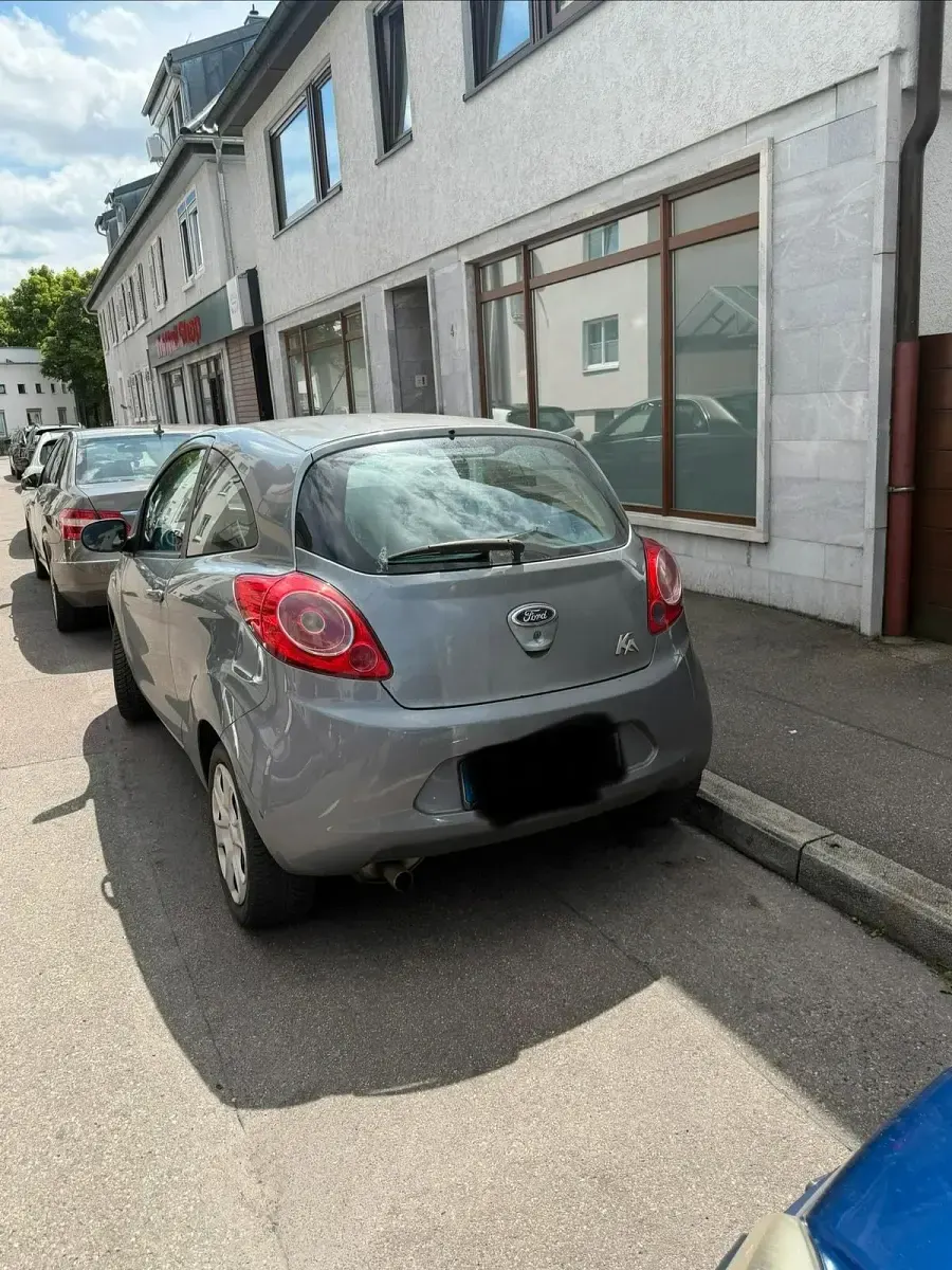 Gebraucht Ford Ka 69 PS (50 kW) 2009 Grau Kleinwagen