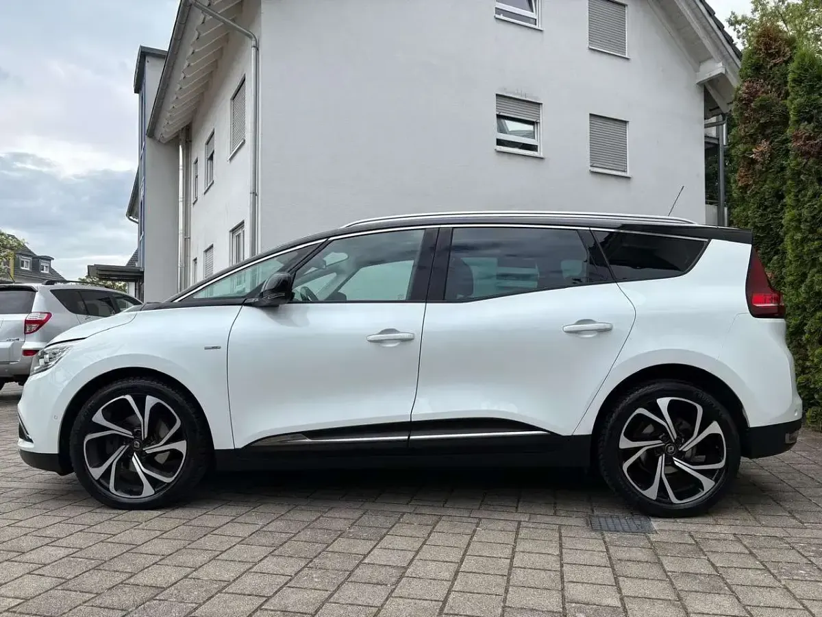 Occasion Renault Scenic E-Tech Bose Edition 163 ch (119 kW) 2019 Blanc Monospace