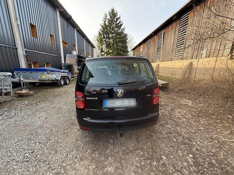 Gebraucht VW Touran 105 PS (77 kW) 2007 Schwarz Van / Kleinbus