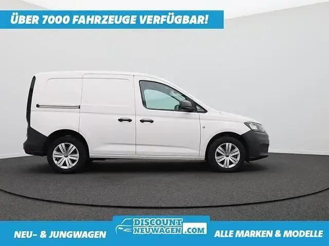 Candyweiß Gebraucht 2024 VW Caddy Comfortline Van / Kleinbus | 27.590 € (Fairer Preis) - Bild 1/4