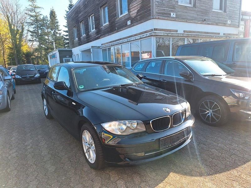 Gebraucht BMW 116 Advantage 122 PS (89 kW) 2010 Schwarz Kleinwagen