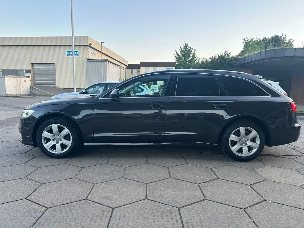 Gebraucht Audi A6 Business 190 PS (139 kW) 2016 Grau Kombi