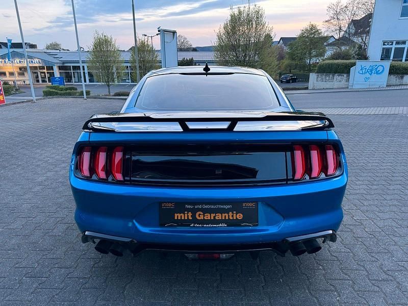 Gebraucht Ford Mustang GT Performance Edition 466 PS (342 kW) 2020 Velocity blue pearl Coupé