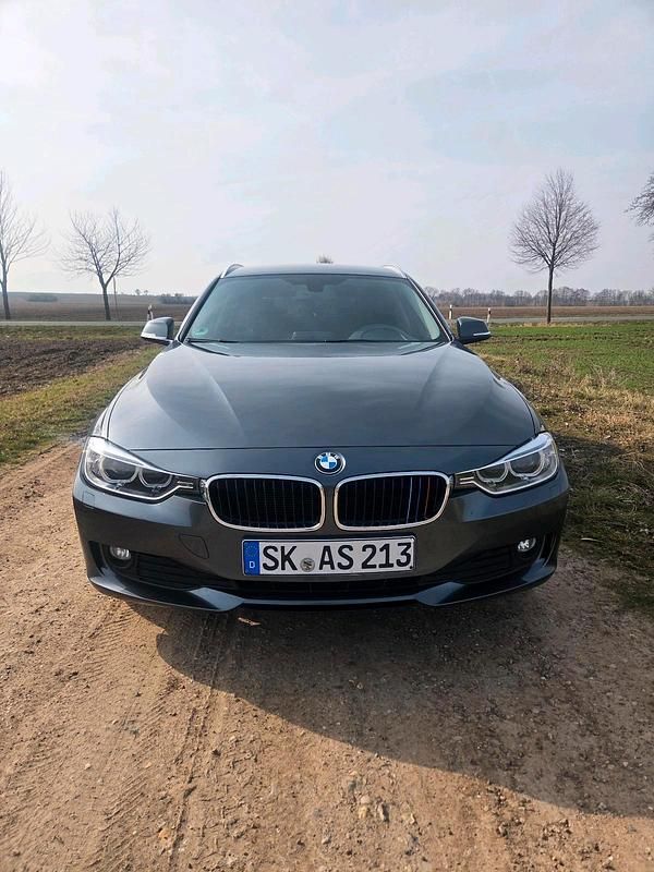 Gebraucht BMW 316 136 PS (100 kW) 2013 Grau Kombi