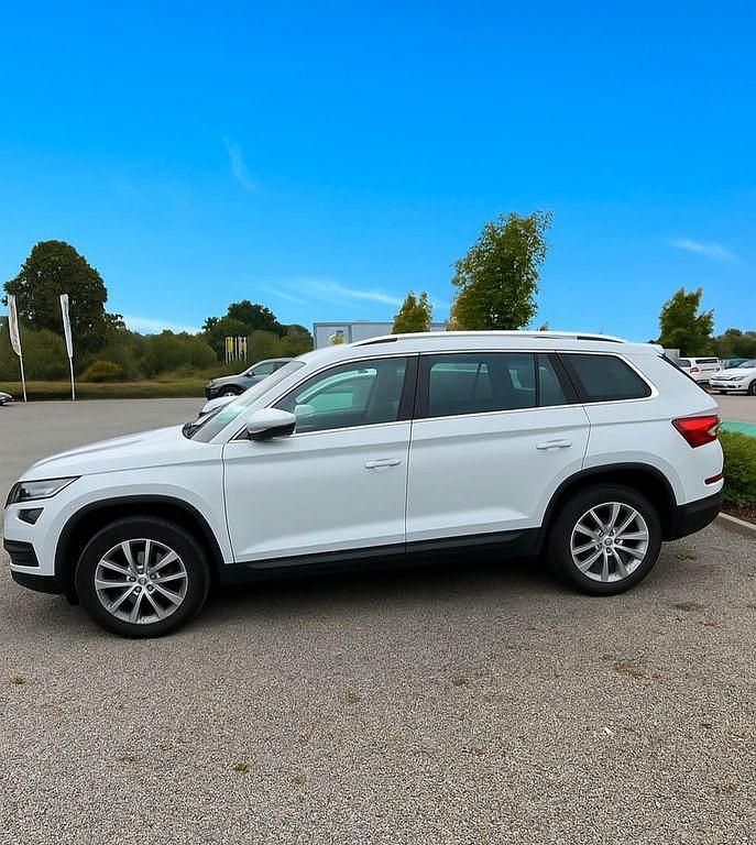 Weiß Gebraucht 2017 Skoda Kodiaq Style SUV | 19.000 € (Guter Preis) - Bild 1/4