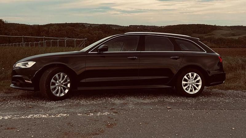 Gebraucht Audi A6 Ambiente 218 PS (160 kW) 2018 Schwarz Kombi