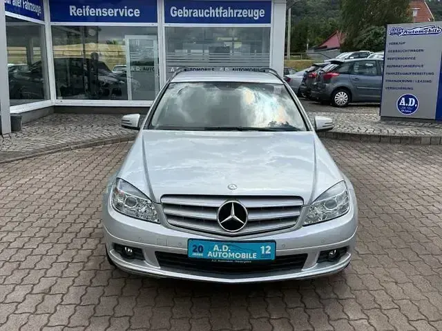 Gebraucht Mercedes C180 156 PS (114 kW) 2010 Silber Kombi