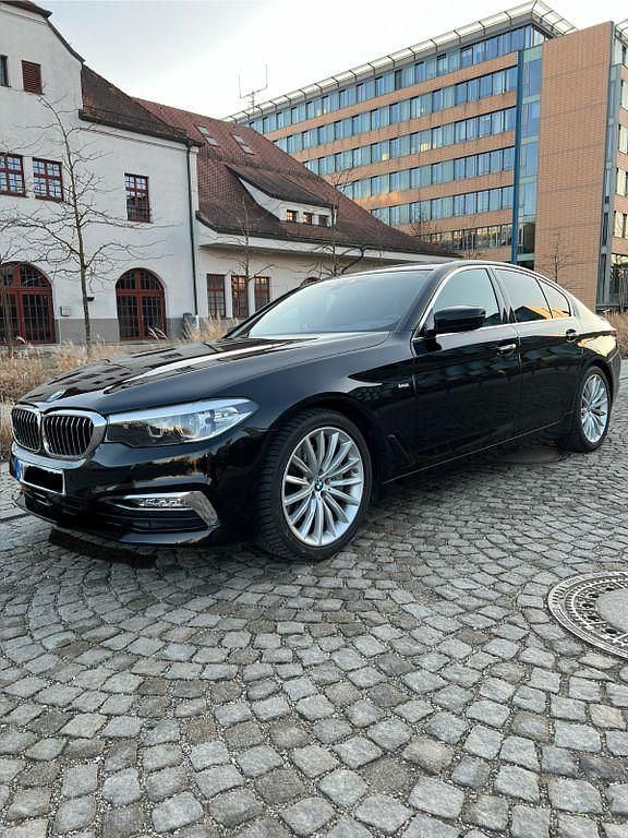 Schwarz Gebraucht 2018 BMW 540 Luxury Line Limousine | 33.850 € (Guter Preis) - Bild 1/4