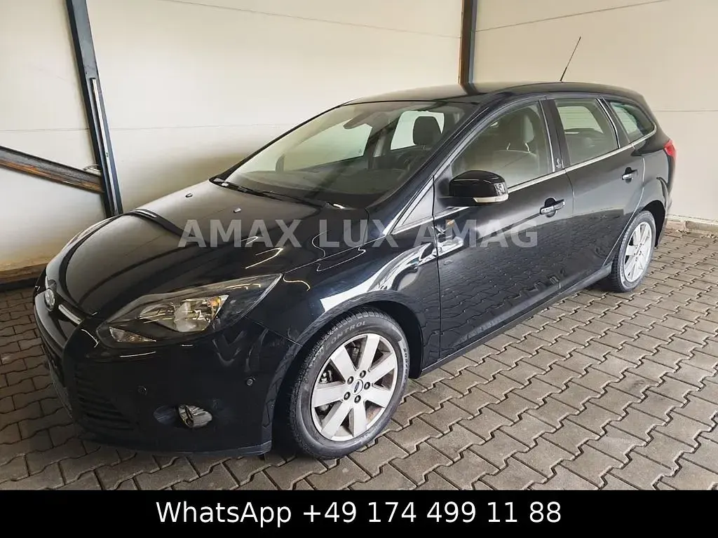 Używany Ford Focus Champions Edition 101 KM (74 kW) 2013 Czarny Kombi