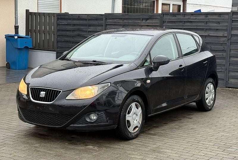 Schwarz Gebraucht 2011 Seat Ibiza Reference Limousine | 2.700 € (Superpreis) - Bild 1/4