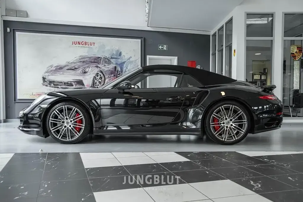 Begagnad Porsche 991 521 HK (383 kW) 2015 Svart Cab