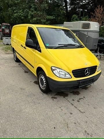 Gelb Gebraucht 2008 Mercedes Vito Van / Kleinbus | 5.950 € (Etwas zu teuer) - Bild 1/4