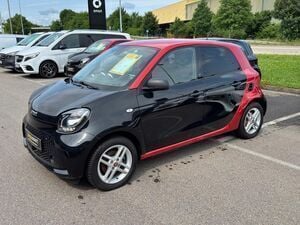 Karosserie in black Gebraucht 2020 Smart ForFour Electric Drive Limousine | 7.900 € (Guter Preis) - Bild 1/4