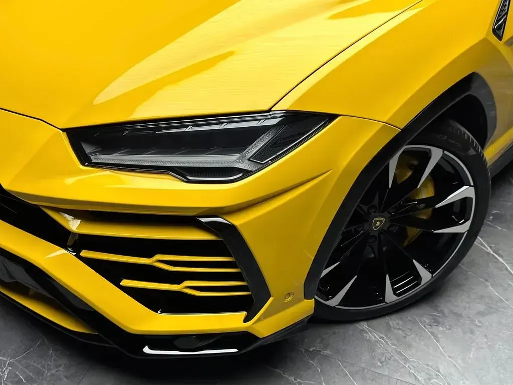 Usata Lamborghini Urus 650 CV (478 kW) 2018 Giallo SUV