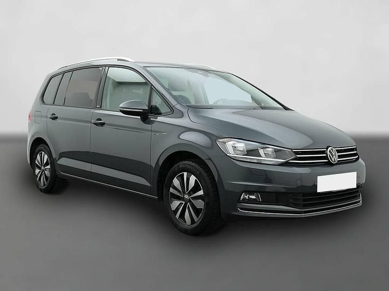 Grau Gebraucht 2024 VW Touran S Van / Kleinbus | 33.800 € (Etwas zu teuer) - Bild 1/4