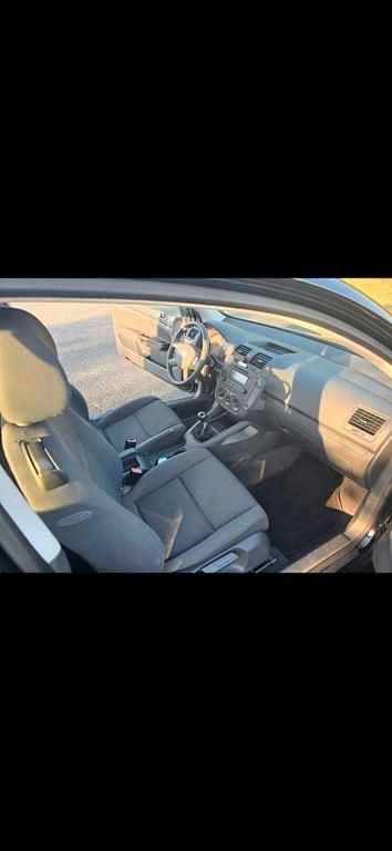 Gebraucht VW Golf IV Individual 105 PS (77 kW) 2004 Schwarz Limousine