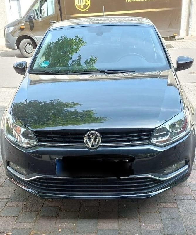 Schwarz Gebraucht 2016 VW Polo Comfortline Kleinwagen | 10.900 € (Fairer Preis) - Bild 1/4