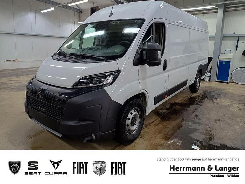 Weiss / eis weiß Gebraucht 2025 Peugeot Boxer Van | 28.999 € (Fairer Preis) - Bild 1/4