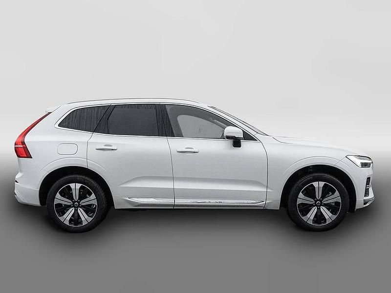 Gebraucht Volvo XC60 Plus 253 PS (186 kW) 2024 Weiß SUV