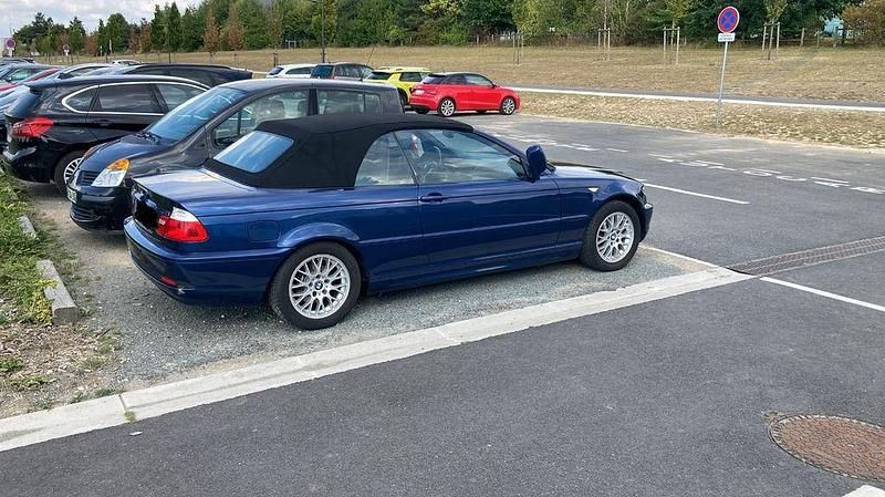Gebraucht BMW 318 Cabriolet 150 PS (110 kW) 2003 Blau Cabrio