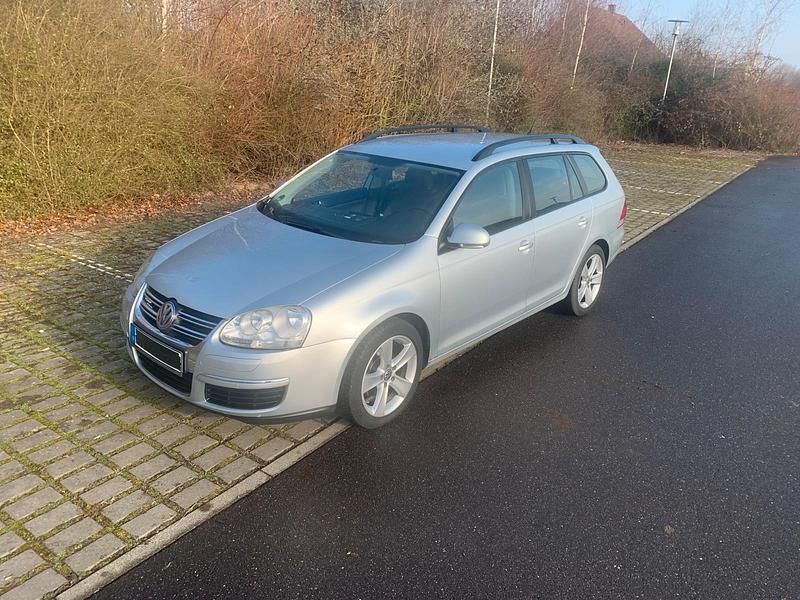 Gebraucht VW Golf V 130 PS (95 kW) 2008 Silber Kombi