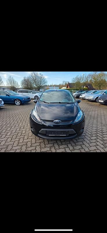 Gebraucht Ford Fiesta 82 PS (60 kW) 2012 Schwarz Kleinwagen