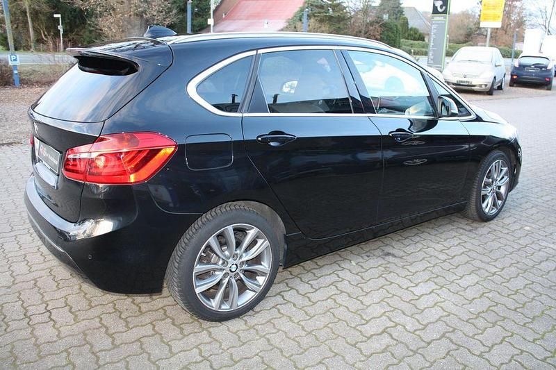 Second-hand BMW 218 150 CP (110 kW) 2015 Negru Break