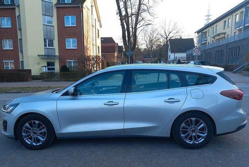 Gebraucht Ford Focus S 120 PS (88 kW) 2023 Silber Kombi