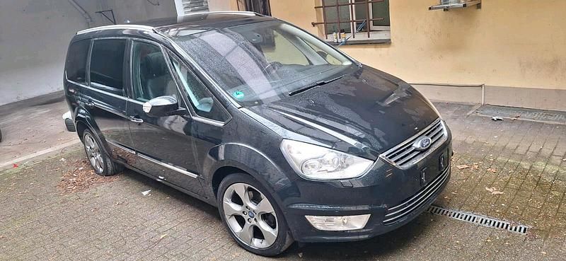 Occasion Ford Galaxy Titanium 207 ch (152 kW) 2012 Noir Monospace