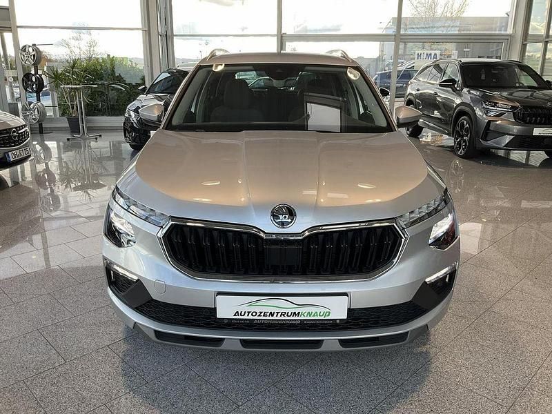 Gebraucht Skoda Kamiq Selection 116 PS (85 kW) 2024 Brilliantsilber metallic SUV
