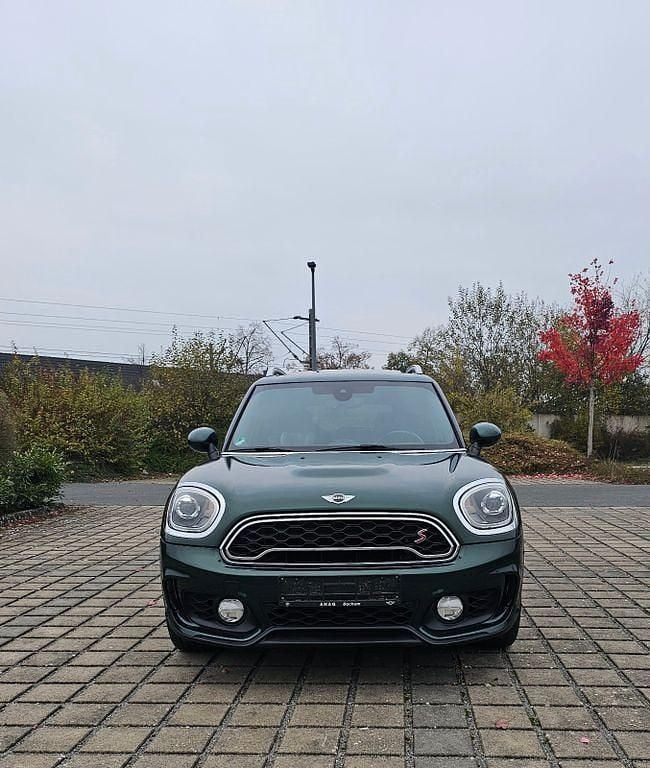 Grün Gebraucht 2017 Mini Countryman SUV | 19.500 € - Bild 1/4